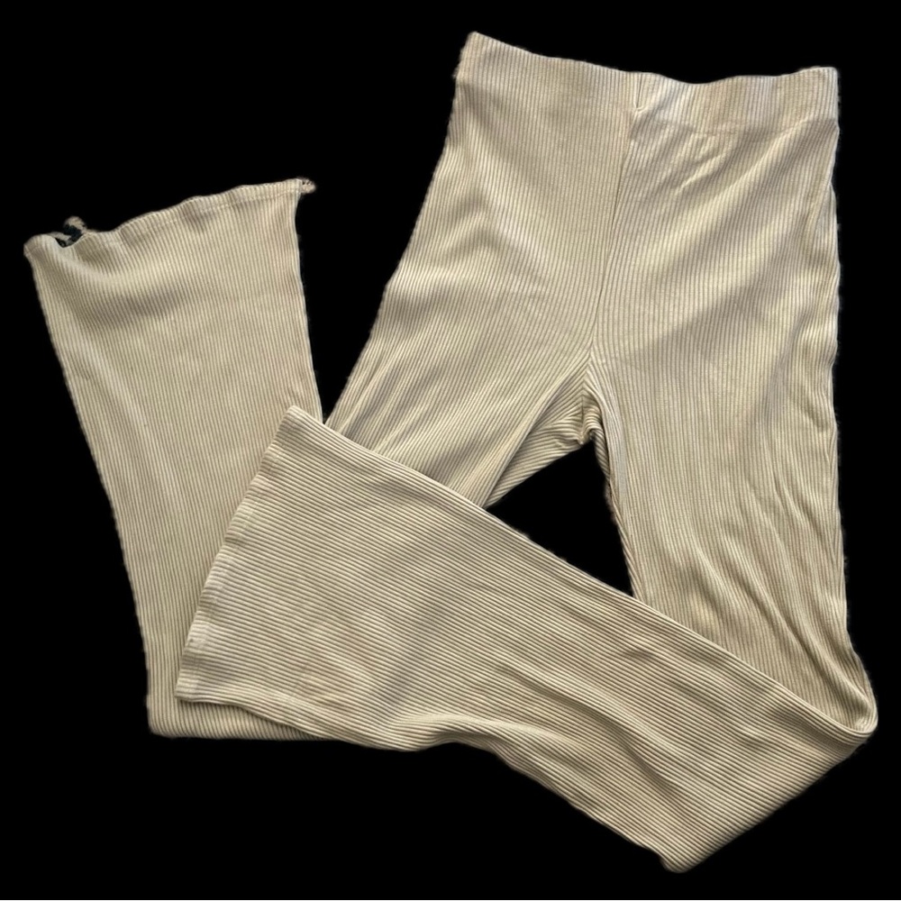 Light kaki flared leggins